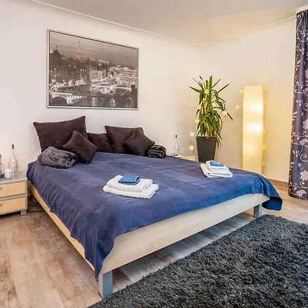Apartamento Boettcher's Ferienwohnung Neulußheim